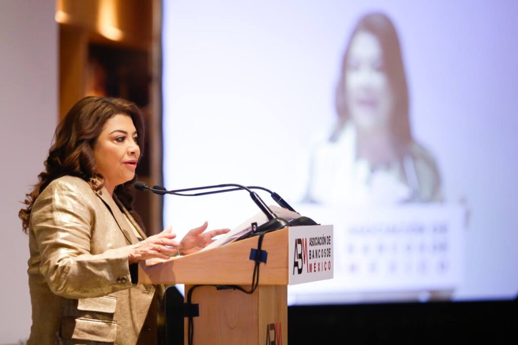 Clara Brugada propone iniciativas económicas para la Ciudad de México